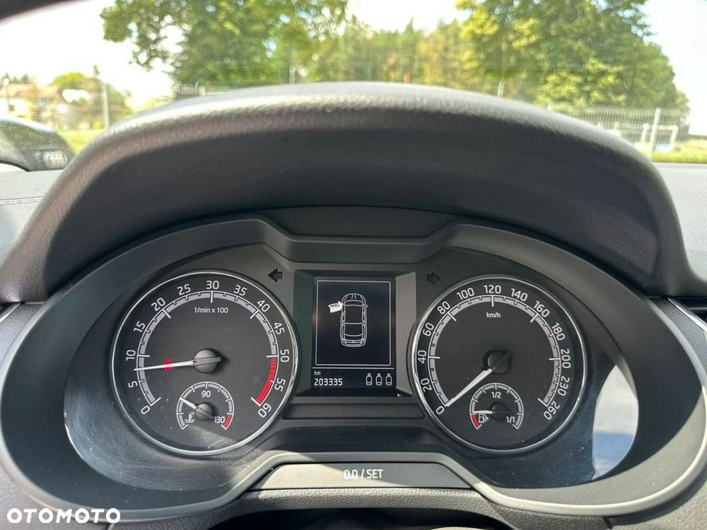 Skoda Octavia - 14