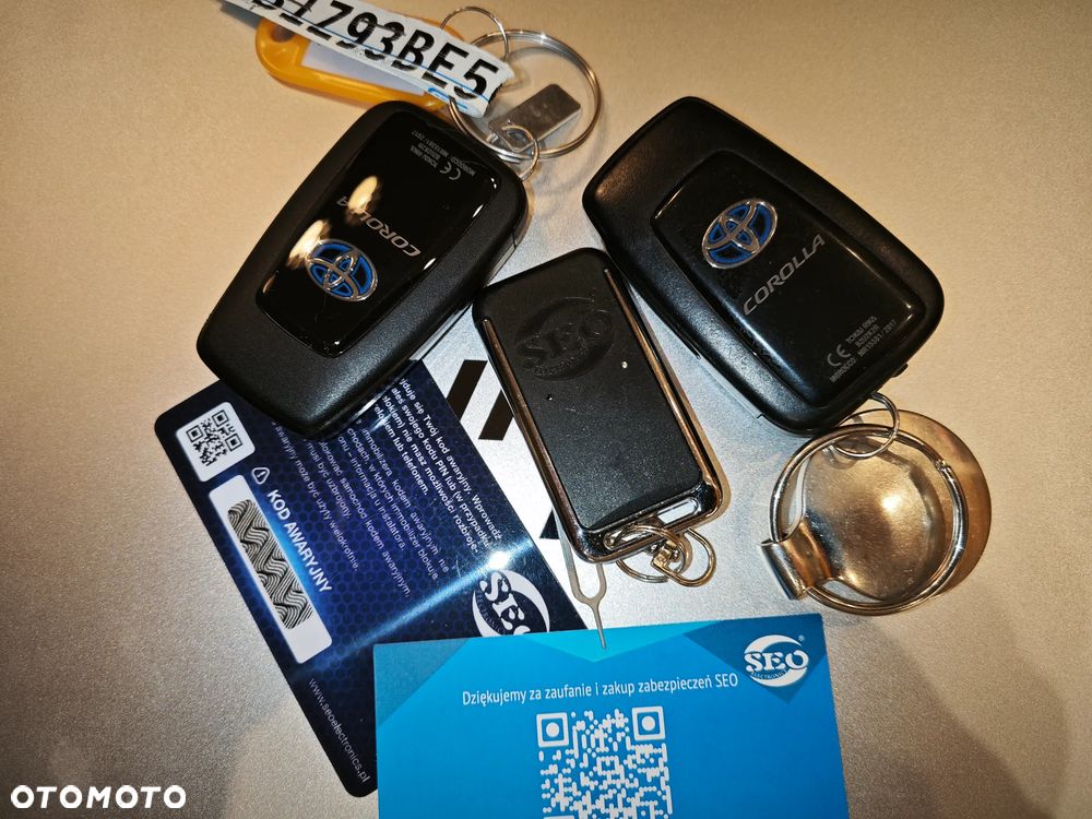 Toyota Corolla 1.8 Hybrid Comfort - 26