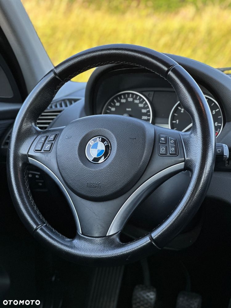 BMW Seria 1 - 15