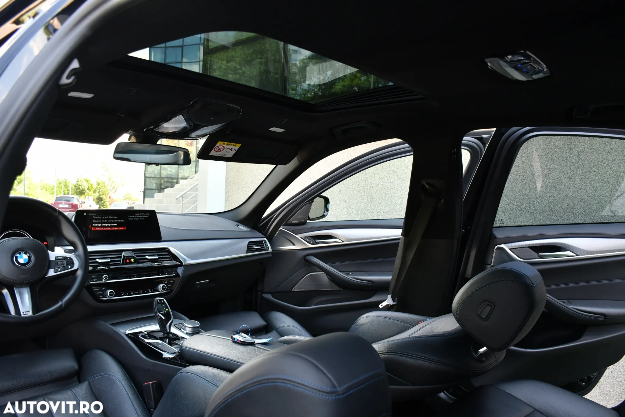 BMW Seria 5 530e iPerformance Aut. - 28