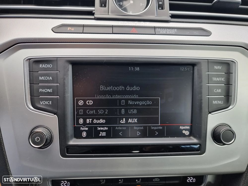 VW Passat Variant 2.0 TDi Confortline - 15