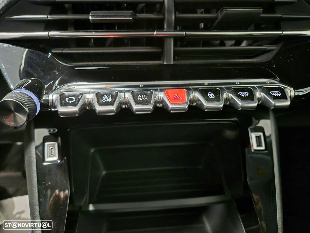 Peugeot 2008 1.2 PureTech Active Pack - 10