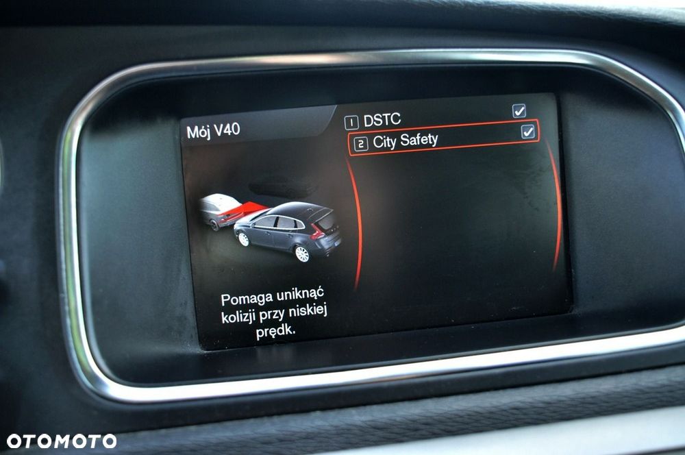 Volvo V40 D2 Momentum - 21