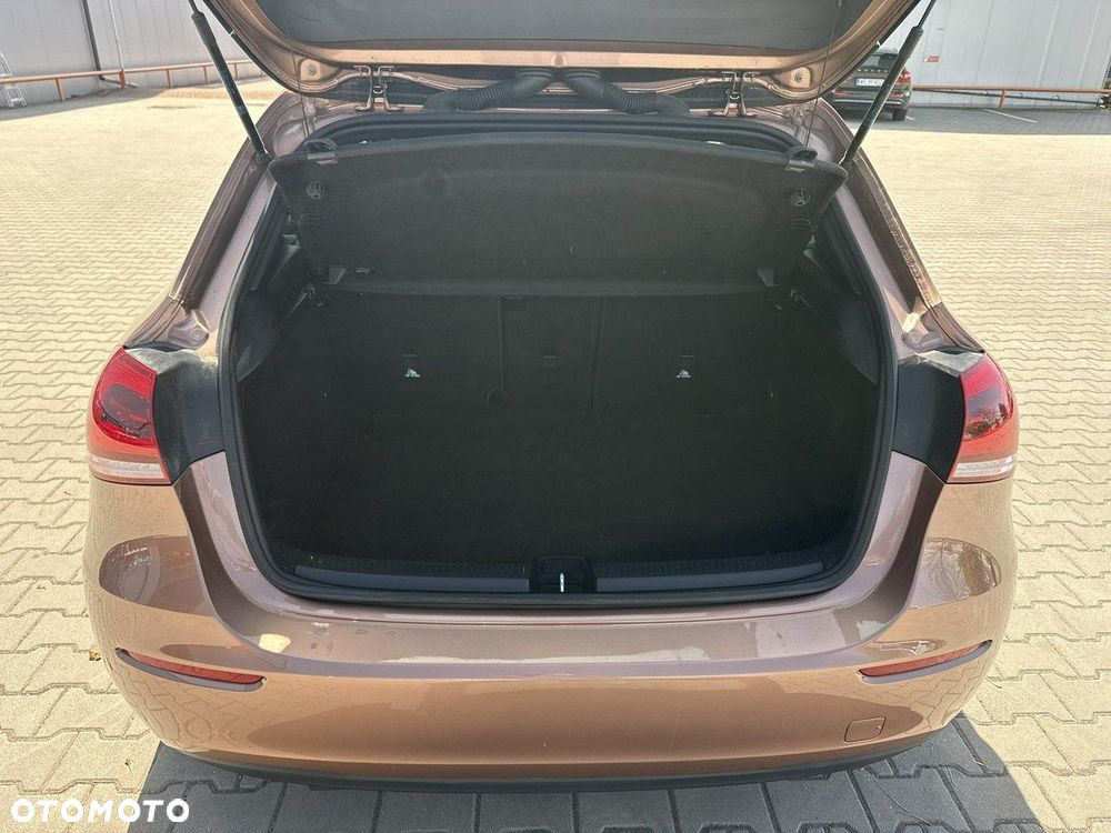 Mercedes-Benz Klasa A 200 4-Matic Style 8G-DCT - 16