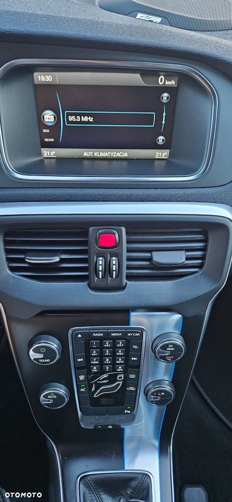 Volvo V40 T3 R-Design Summum - 13