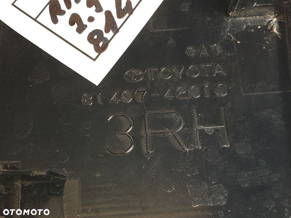 Zaślepka Osłona Lampy Tył TOYOTA RAV4 od 2019 roku - 6