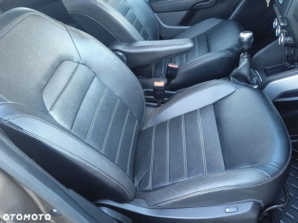 Dacia Duster SCe 115 2WD Prestige - 19
