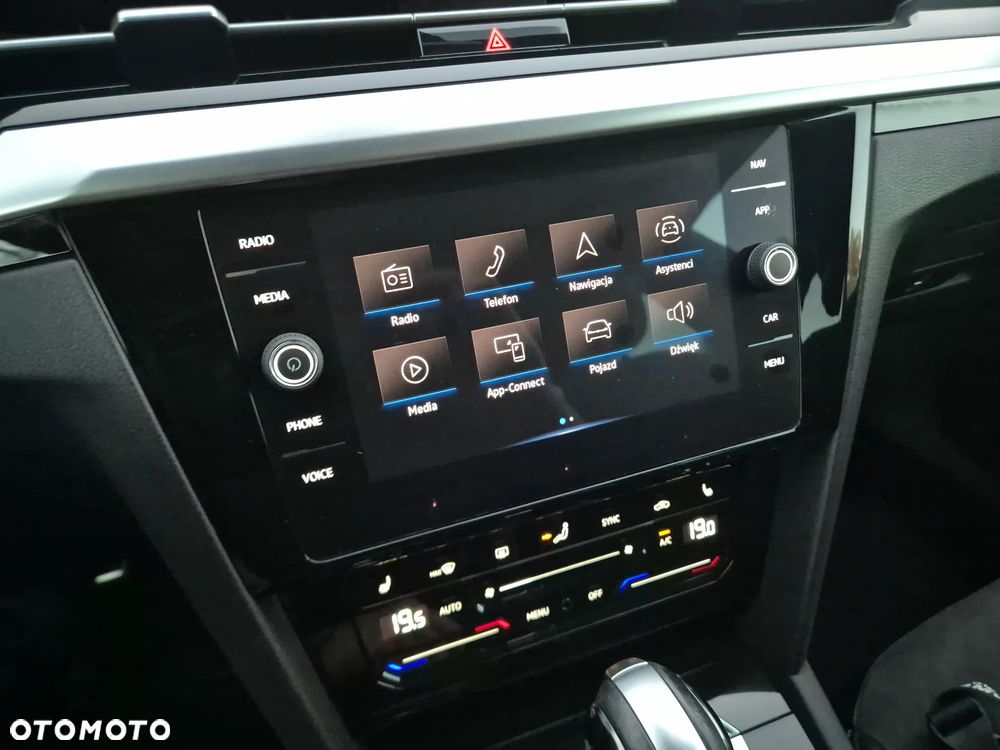 Volkswagen Arteon 2.0 TDI SCR R-Line DSG - 40