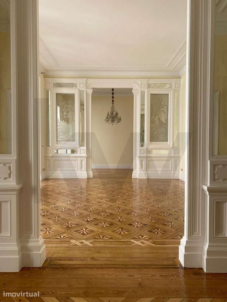 Elegância intemporal e luz única no coração do príncipe Real - Grande imagem: 3/16