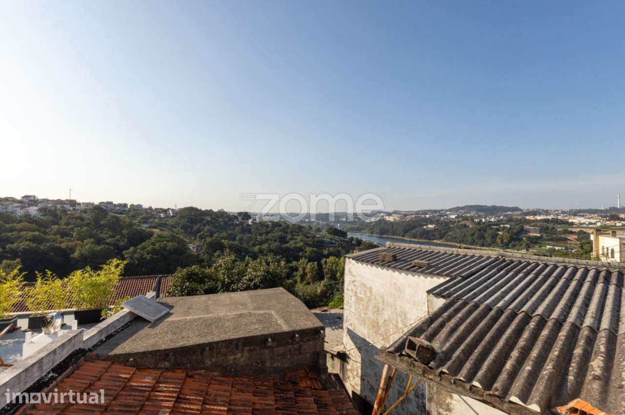 Moradia T3 com terreno e vistas sobre o Rio Douro, Valbom - Grande imagem: 5/29