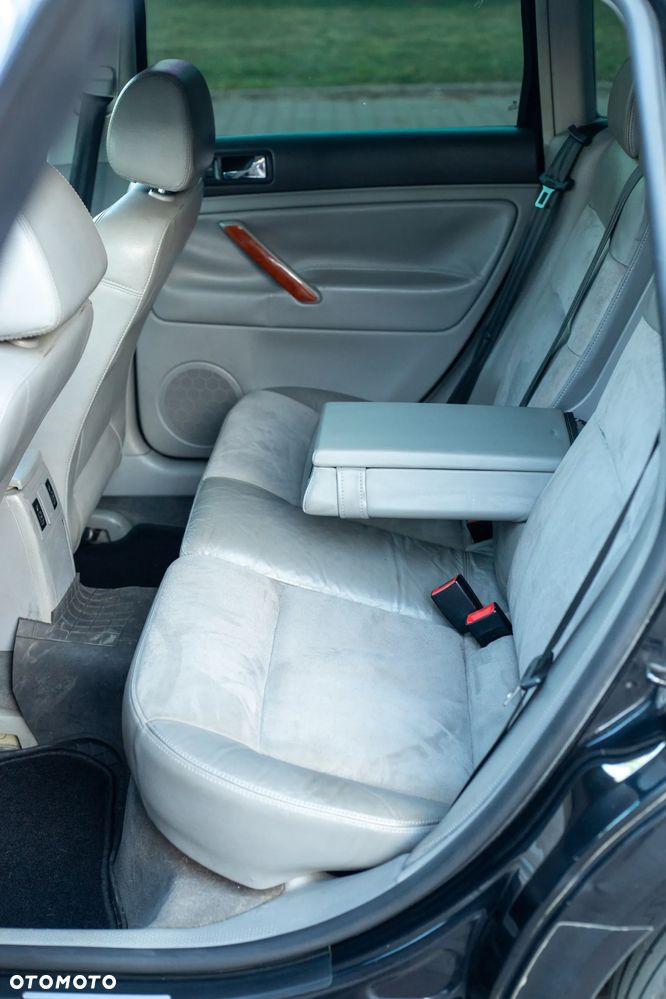 Volkswagen Passat 1.8T Highline - 18
