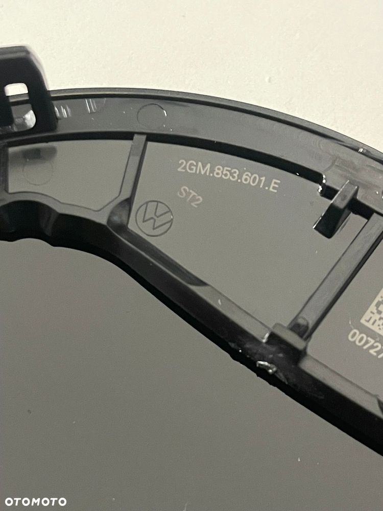 VW TOURAN 20-22  EMBLEMAT ZNACZEK LOGO POD RADAR  NOWY - 4