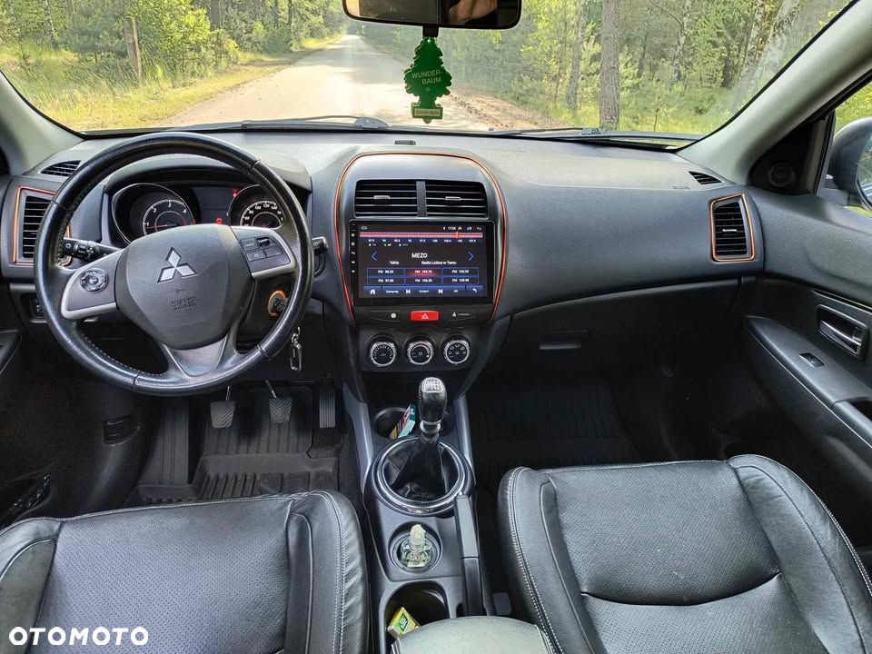 Mitsubishi ASX - 5