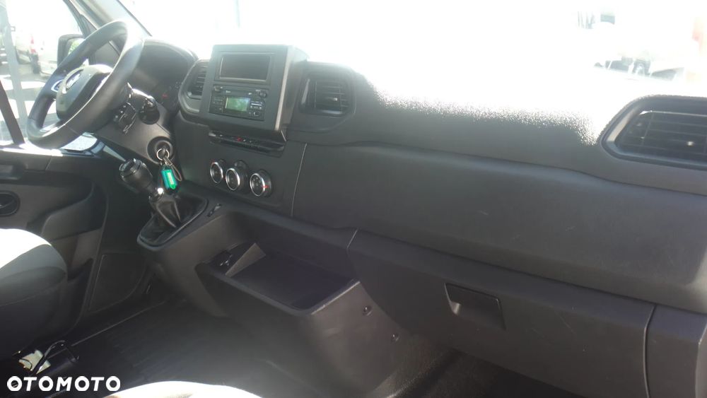 Renault Master - 11