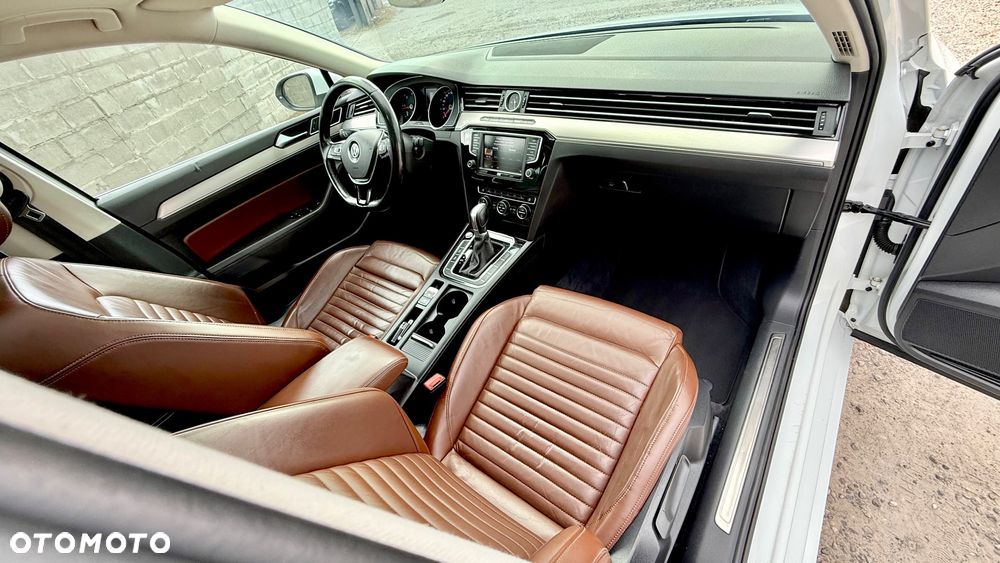 Volkswagen Passat 2.0 TDI BMT Highline DSG7 - 33