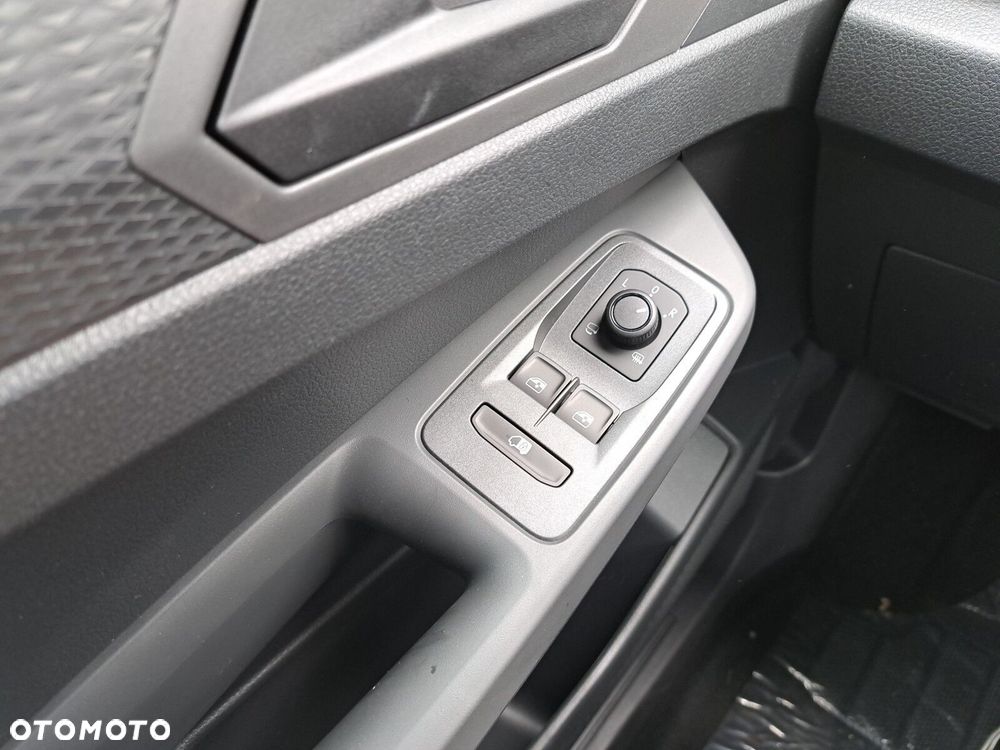 Volkswagen Caddy Maxi Cargo 2.0 TDI 122 KM / skrzynia biegów automatyczna - 16