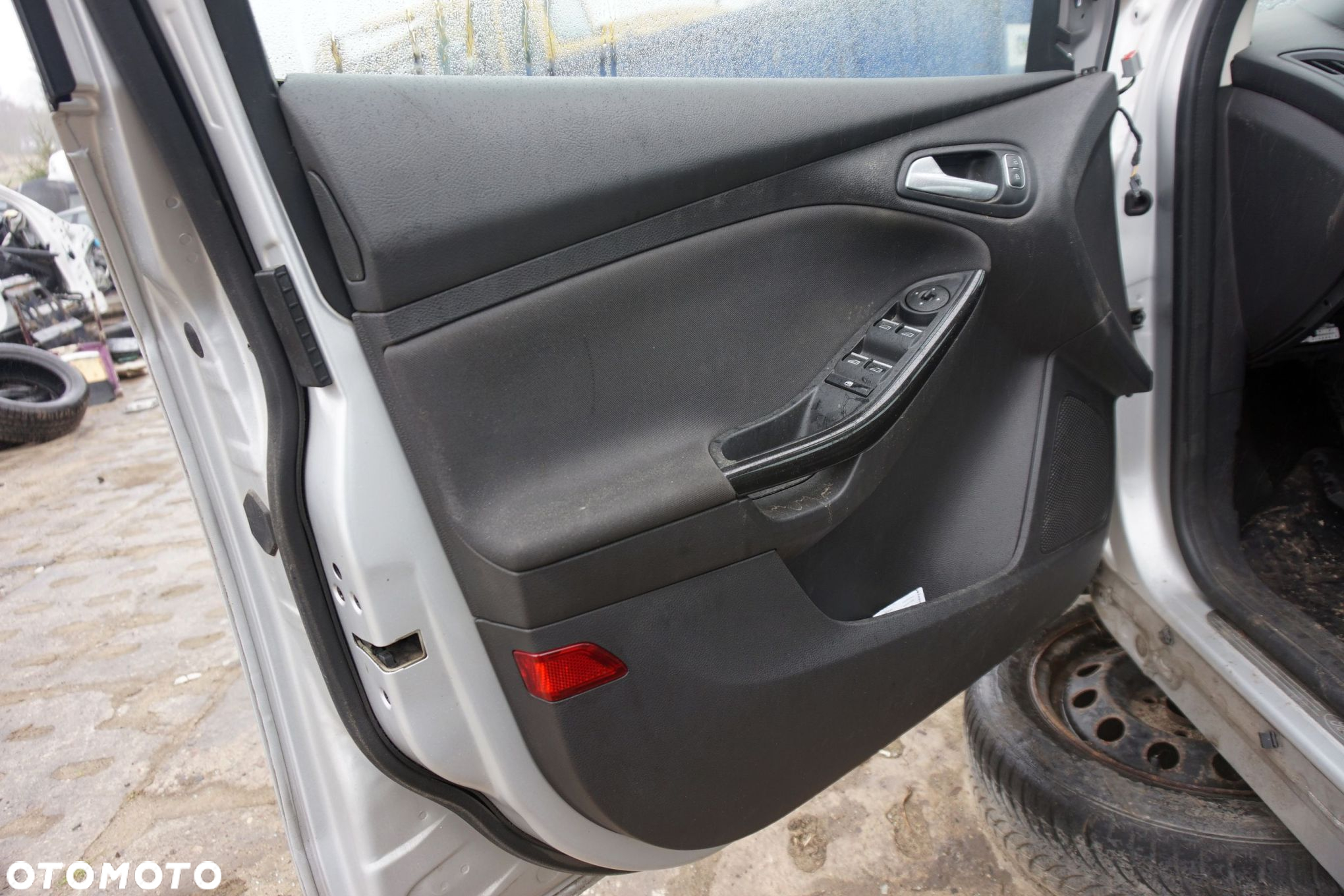 BOCZEK TAPICERKA DRZWI LEWY PRZÓD FOCUS III MK3 LIFT KOMBI F1EB-A23943-JE1FKY FORD 2014-2019 - 2