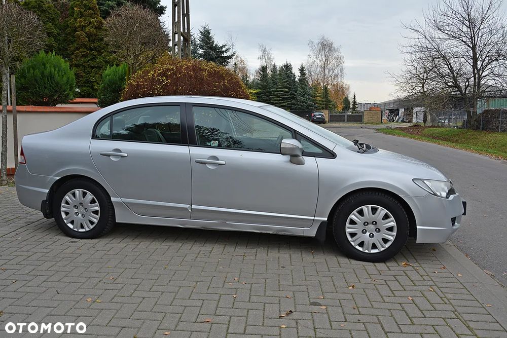 Honda Civic 1.8 Executive - 8