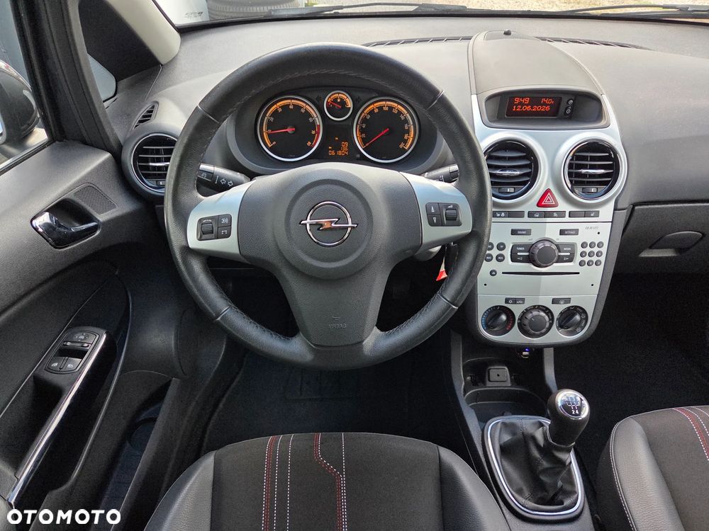 Opel Corsa 1.4 16V 150 Jahre - 20