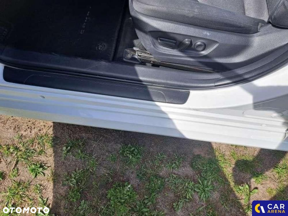 Toyota Camry - 14