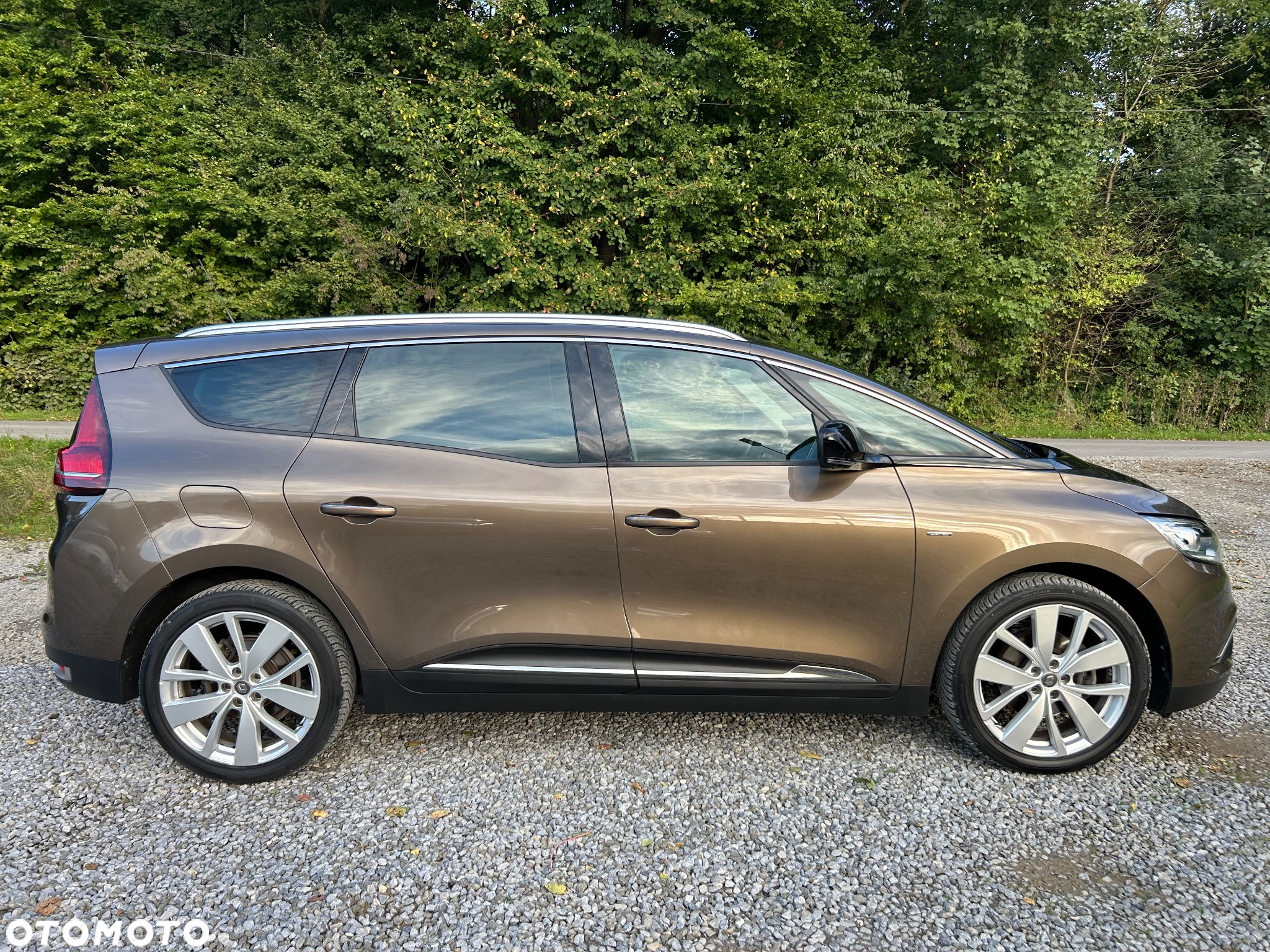 Renault Grand Scenic ENERGY TCe 140 LIMITED - 4