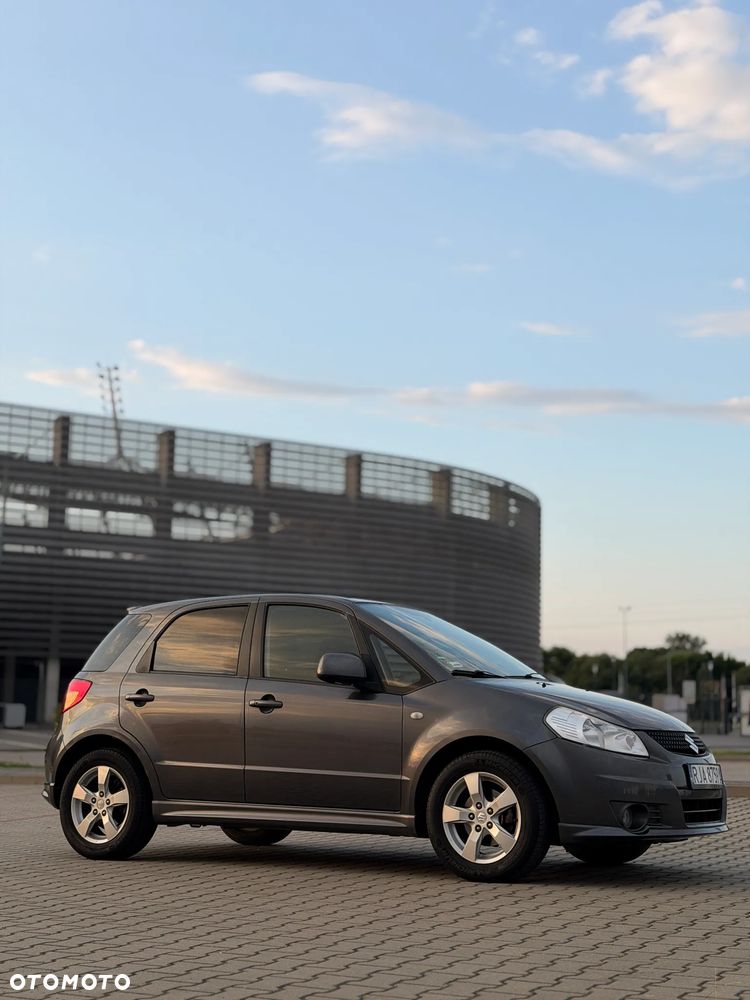 Suzuki SX4 - 6