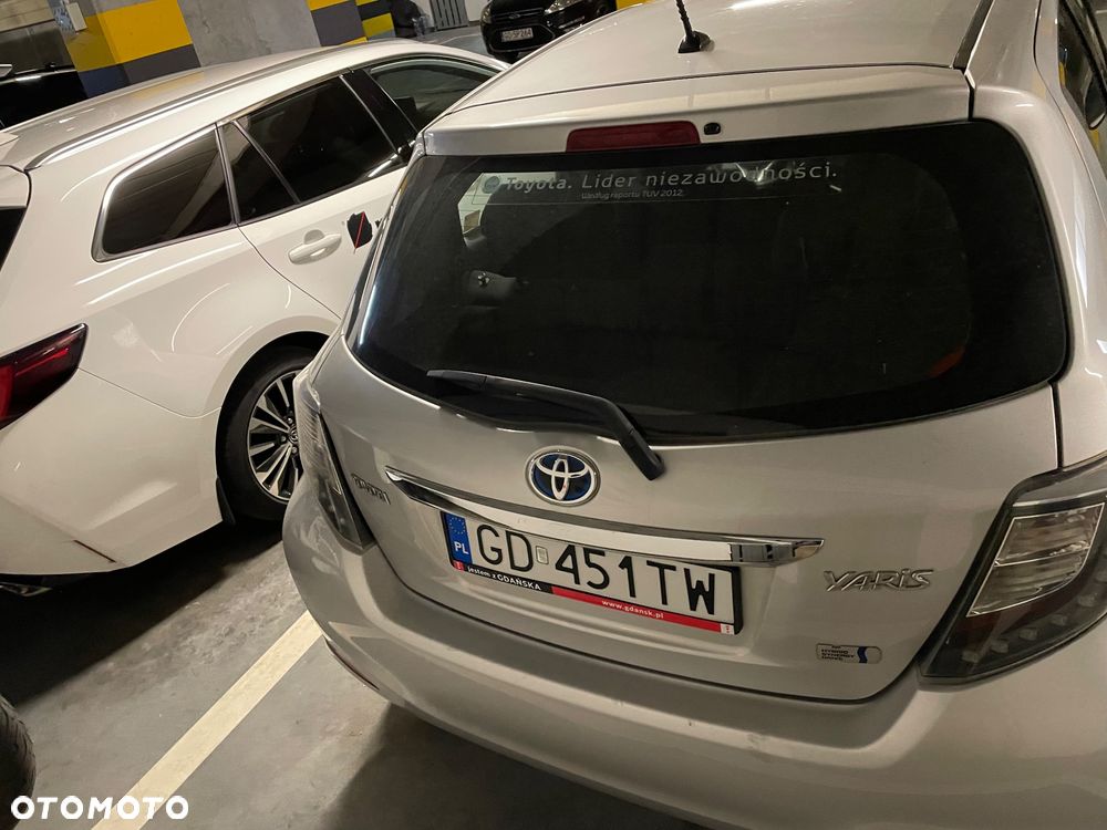 Toyota Yaris - 4
