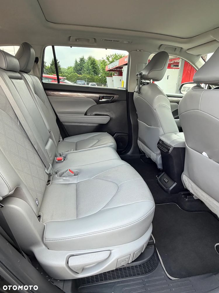 Toyota Highlander 2.5 Hybrid Executive - 9