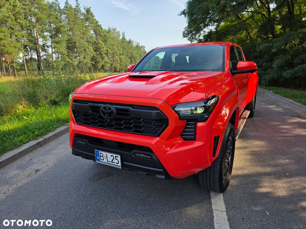 Toyota Tacoma - 18