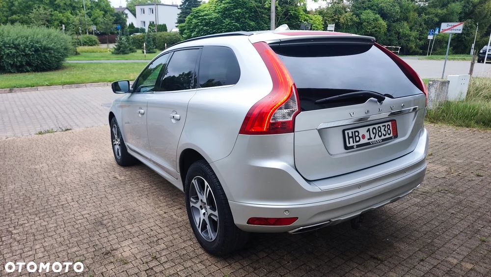 Volvo XC 60 D5 AWD Momentum - 15