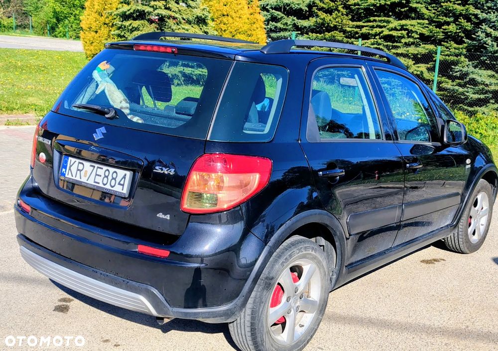 Suzuki SX4 - 4