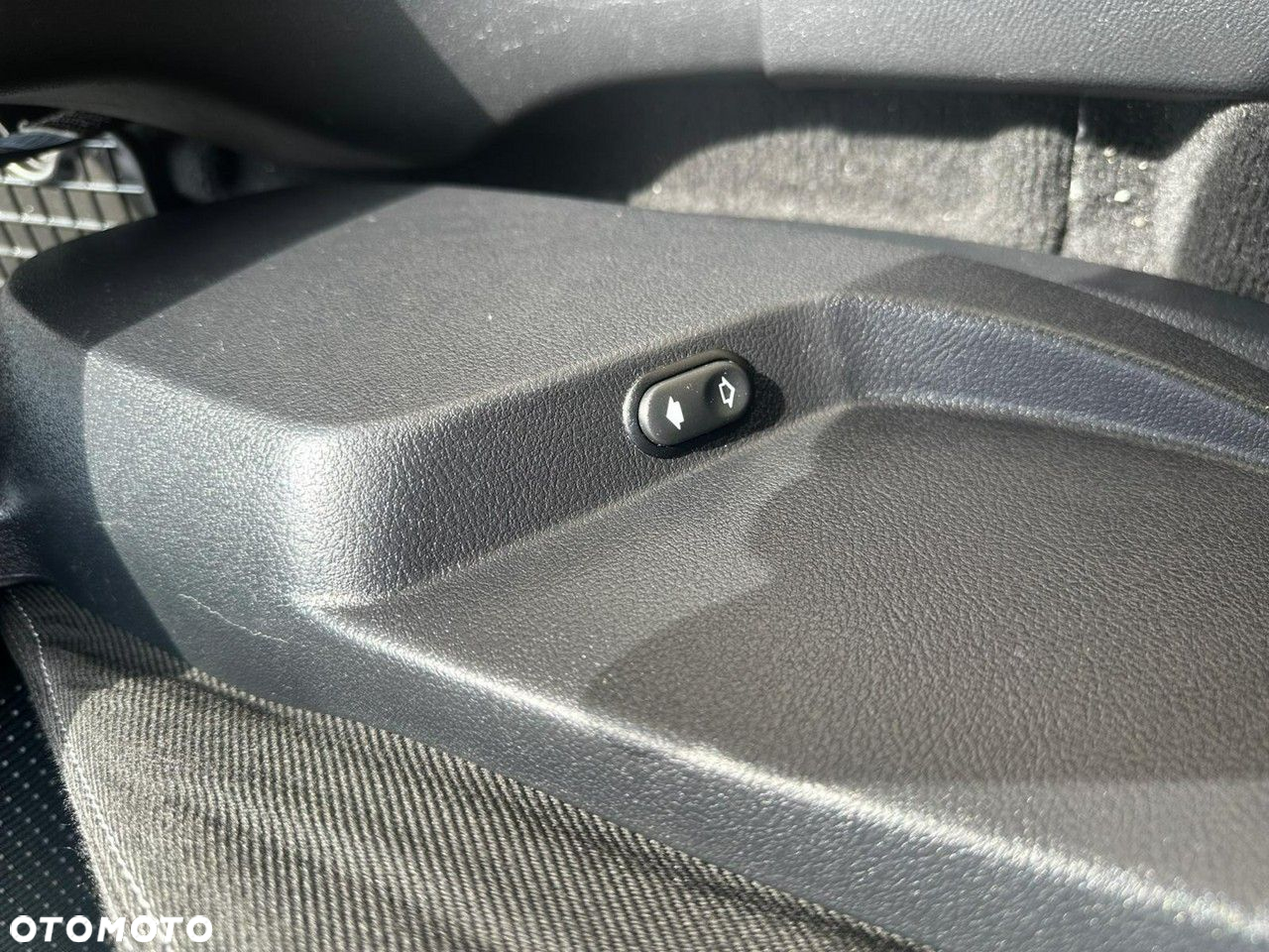 Ford S-Max 2.0 TDCi DPF Titanium - 12