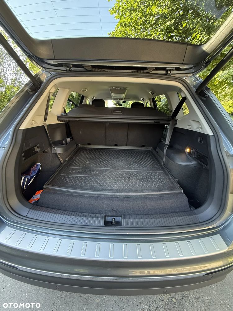 Volkswagen Tiguan Allspace 2.0 TSI 4Mot Highline DSG 7os - 22