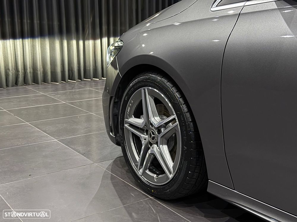 Mercedes-Benz B 180 d AMG Line - 12