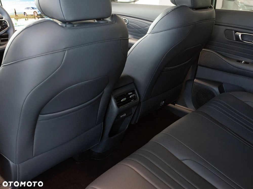Geely Starray EM-i 1.5 PHEV Pro - 10