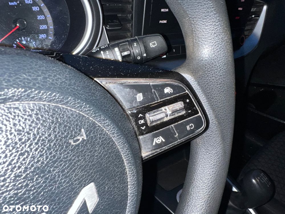Kia Ceed - 15