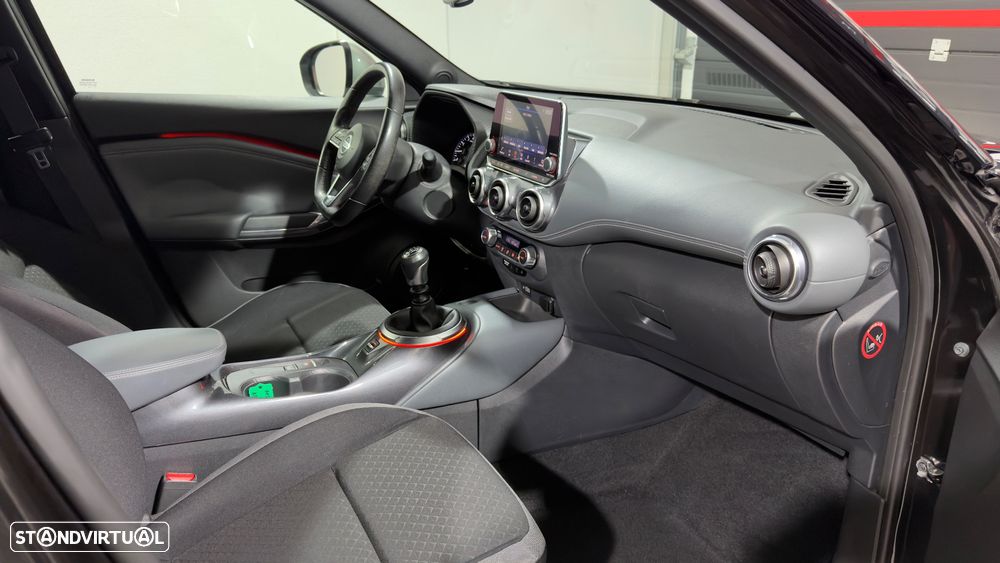 Nissan Juke 1.0 DIG-T Tekna - 17