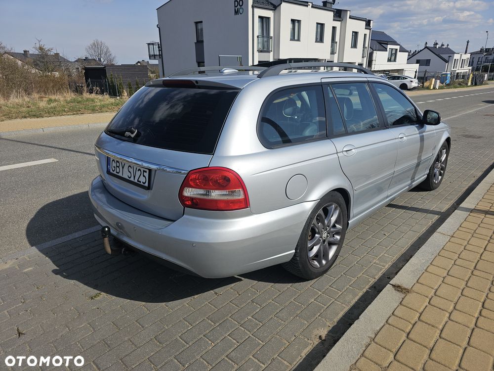 Jaguar X-Type - 4