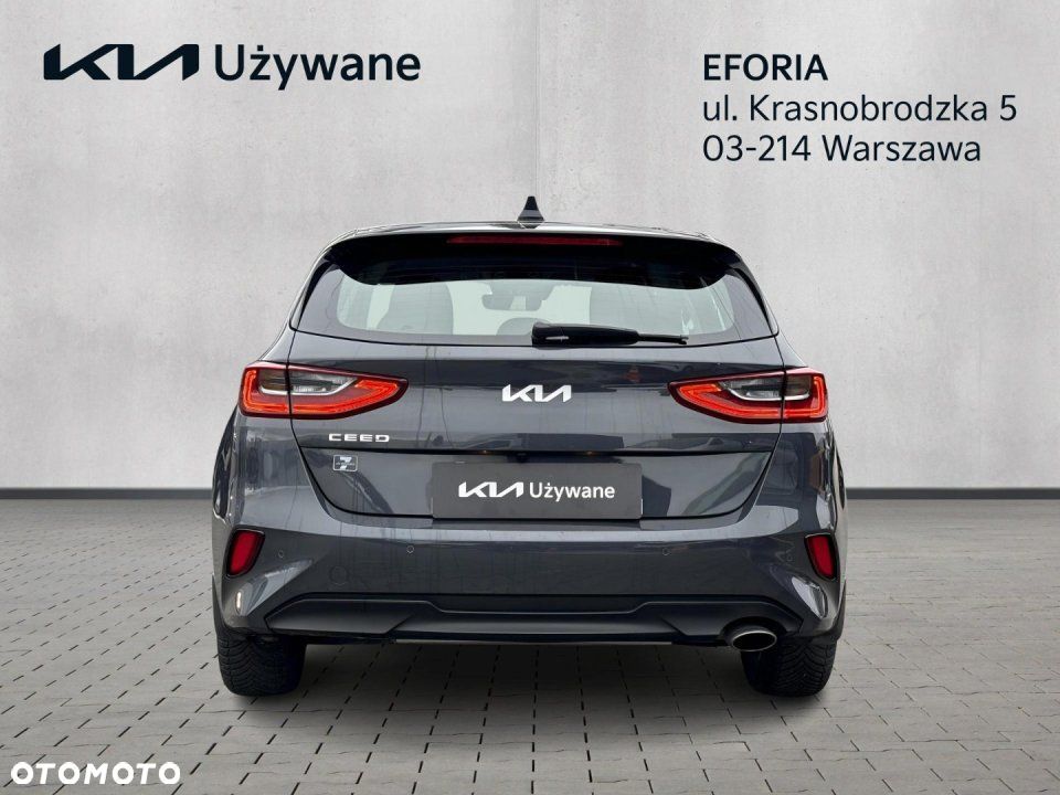Kia Ceed - 4