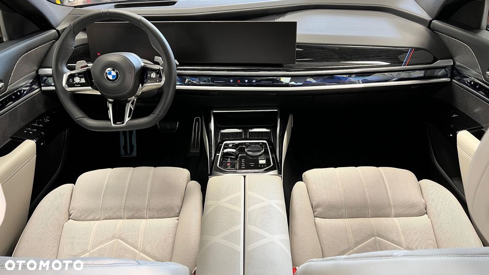 BMW Seria 7 - 22