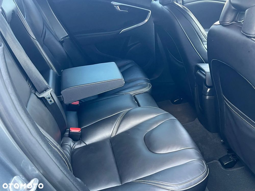 Volvo V40 Cross Country D3 Drive-E Base - 20