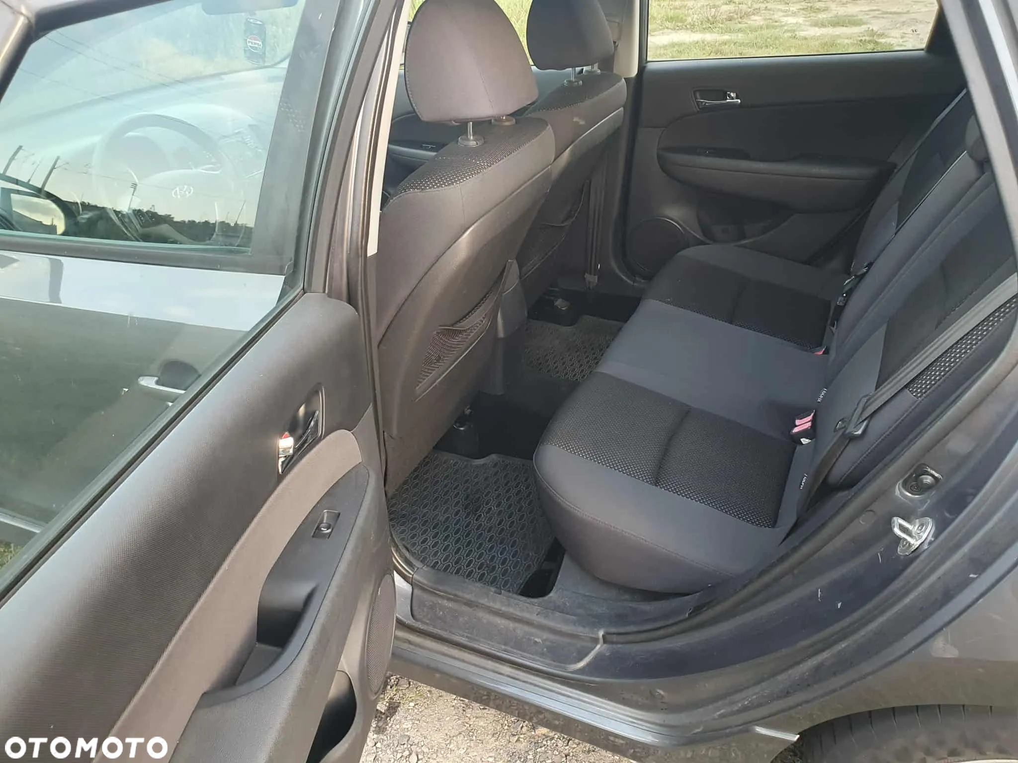 Hyundai i30 1.4 Comfort - 12