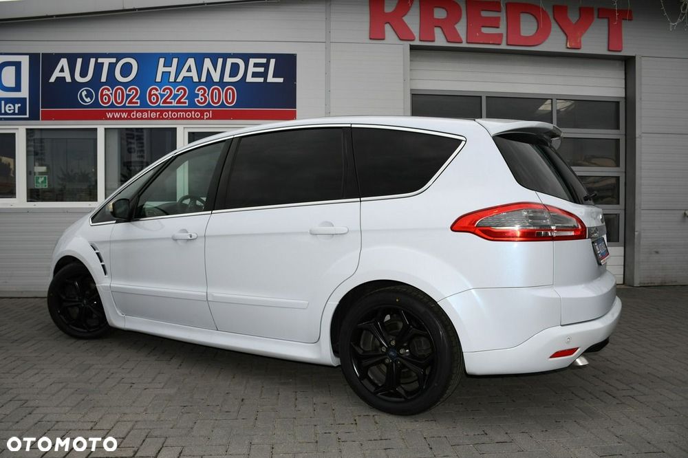 Ford S-Max - 16