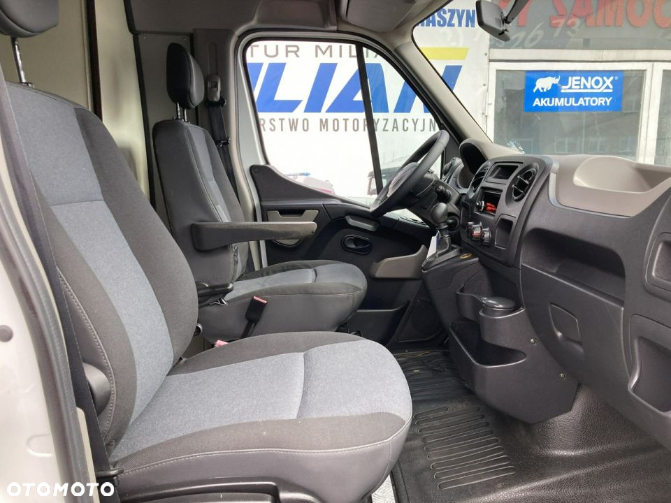 Renault Master - 33