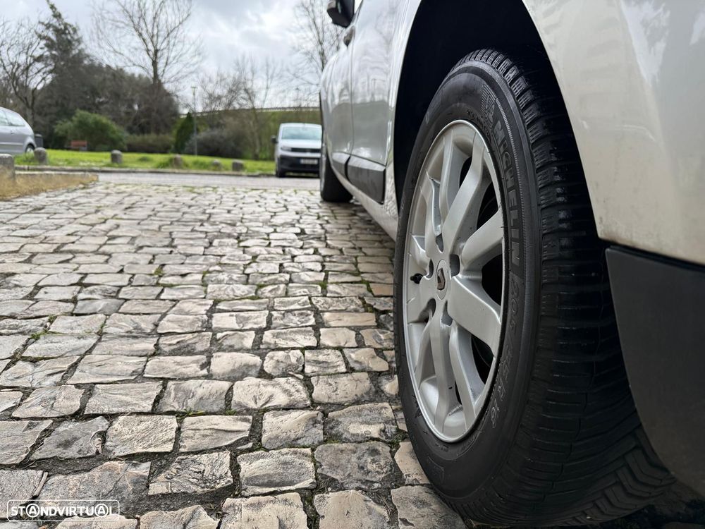 Renault Mégane 1.5 dCi Dynamique S - 5