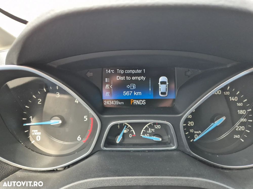 Ford Grand C-Max - 16