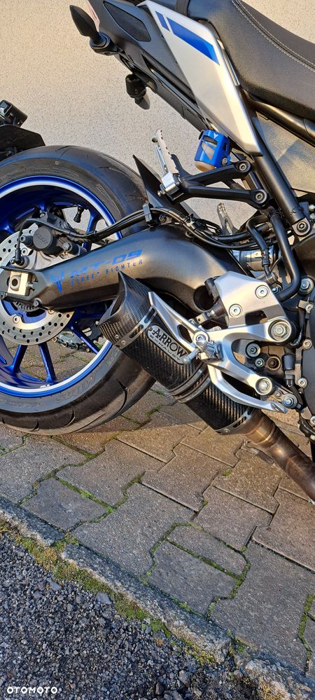 Yamaha MT - 7
