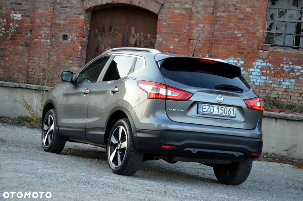 Nissan Qashqai 1.6 DIG-T N-Connecta - 20