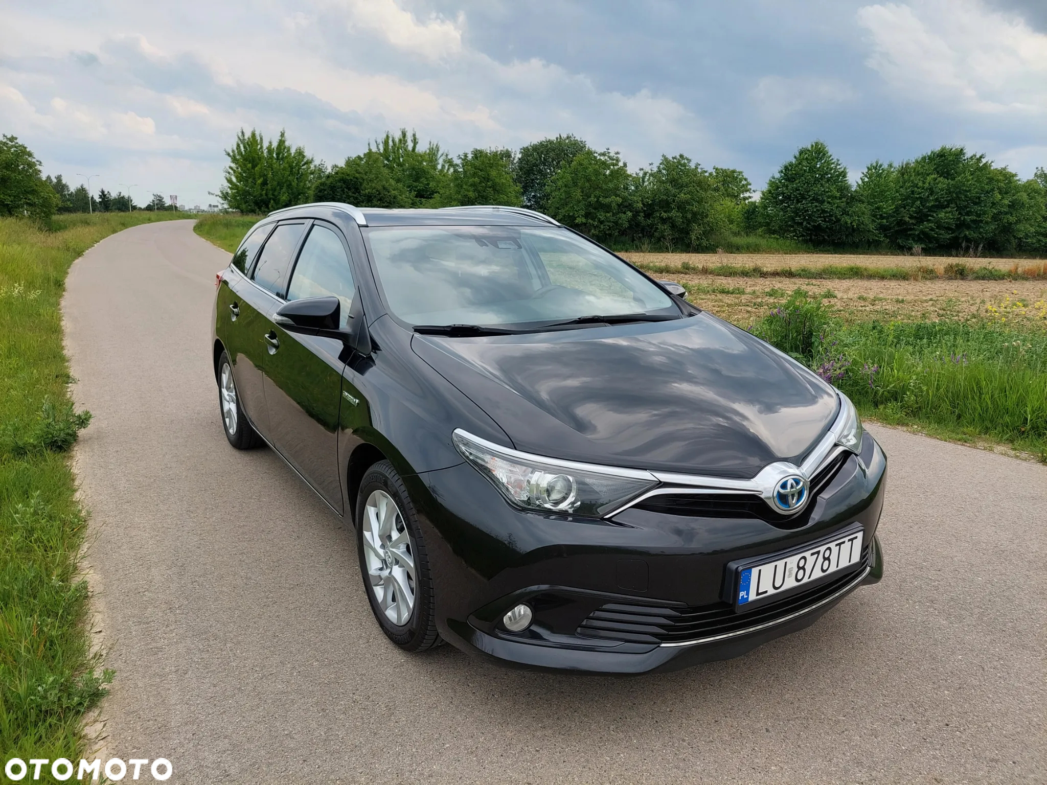Toyota Auris Hybrid 135 Premium - 13