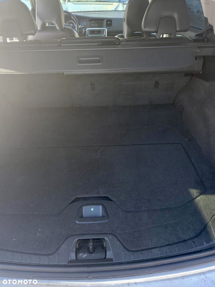 Volvo V60 D3 Momentum - 22